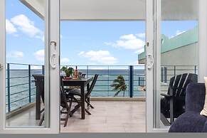 Blue Serenity Oceanfront Penthouse Tower Isle