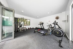 Skyline & Ocean View Retreat - GC 1303