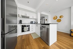 Skyline & Ocean View Retreat - GC 1303