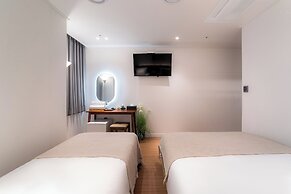 LAHA Boutique DDP Dongdaemun