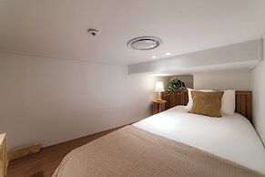 LAHA Boutique DDP Dongdaemun