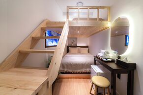 LAHA Boutique DDP Dongdaemun