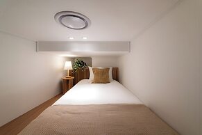 LAHA Boutique DDP Dongdaemun