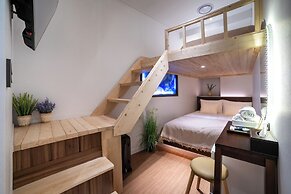 LAHA Boutique DDP Dongdaemun
