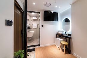 LAHA Boutique DDP Dongdaemun