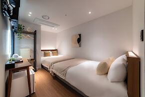 LAHA Boutique DDP Dongdaemun