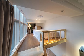 LAHA Boutique DDP Dongdaemun