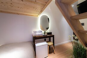LAHA Boutique DDP Dongdaemun