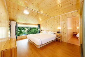 Longji Aplo Leisure B&B