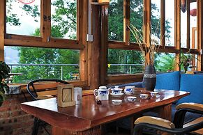 Longji Aplo Leisure B&B