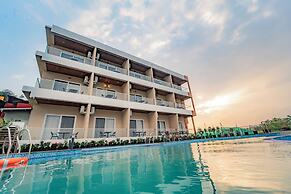 Ritz Valley Resort