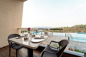 Ritz Valley Resort