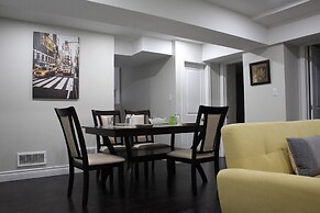 Cozy 2-bedroom House Rental in Brampton's Mount Pleasant
