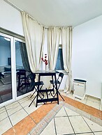 Cozy Room With Shared Garden Access