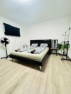 Cozy Room With Shared Garden Access