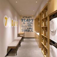 Seven Days Hotel