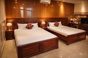 Seven Days Hotel