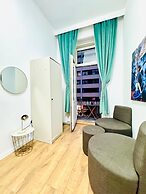 Stylish 9BR Apartment for 18 Guests