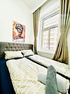 Simple Private Room Steps from Augarten
