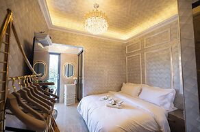 Regis by Ritz Imago Mall Loft B