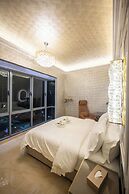 Regis by Ritz Imago Mall Loft B
