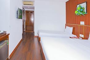 LAMER HOTEL