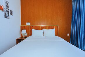 LAMER HOTEL