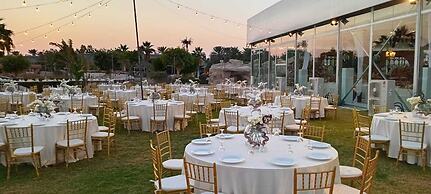 Sunset Beach Resort For Entertainment