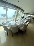 Sunset Beach Resort For Entertainment