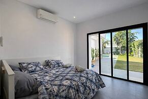 Villa Solreya Contemporary Oasis With Pool