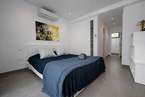 Villa Solreya Contemporary Oasis With Pool