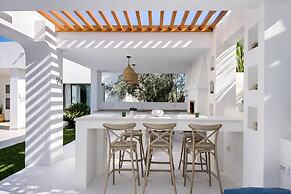Villa Solreya Contemporary Oasis With Pool