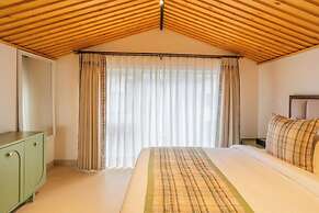 ELIVAAS privé Royce Cottage 4BHK Villa