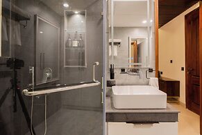 ELIVAAS privé Royce Cottage 4BHK Villa