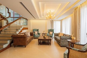 ELIVAAS privé Royce Cottage 4BHK Villa