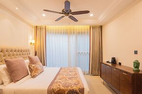 ELIVAAS privé Royce Cottage 4BHK Villa