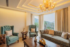 ELIVAAS privé Royce Cottage 4BHK Villa