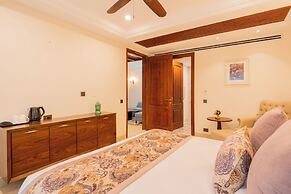 ELIVAAS privé Royce Cottage 4BHK Villa