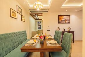 ELIVAAS privé Royce Cottage 4BHK Villa
