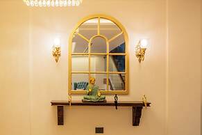 ELIVAAS privé Royce Cottage 4BHK Villa