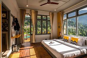 PACK McLeodganj