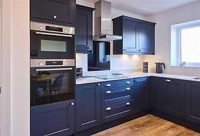 Host Stay Abbey View House