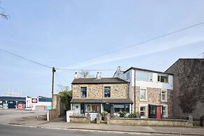 Host Stay Beachcomber Cottage Apartment