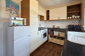 Host Stay Beachcomber Cottage Apartment