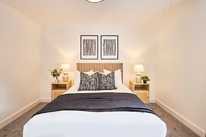 Host Stay 10 Queens Court