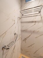 Alexandras Luxury Heaven