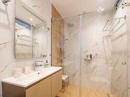 Alexandras Luxury Heaven