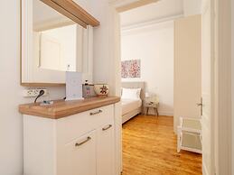 Alexandras Luxury Heaven