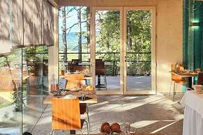 Theodosius Glamping Mobile Home