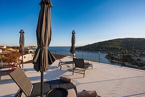 Villa La Fortezza With sea View